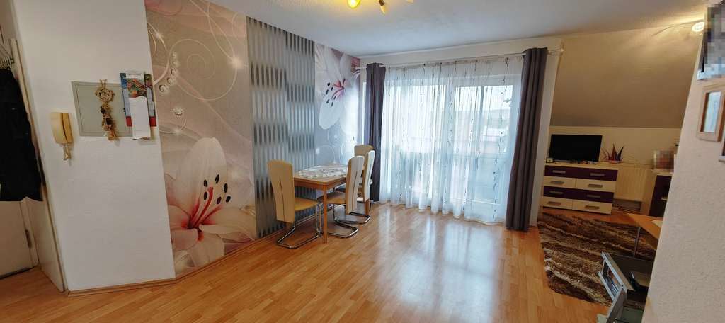 Immobilie in Öhringen - **Frei werdend: Schön aufgeteilte 2-Zimmerwohnung mit modernen Grundriss inkl. zwei Balkonen** - Bild 3