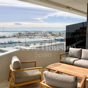 Exklusives Apartment in erster Strandreihe Luxus, Design und endlose Meerblicke