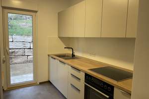 3-Zimmer-Wohnung direkt in den Weinbergen mit Einbauküche und Terasse