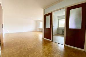 *PROVISIONSFREI* Helle 3-Zimmer Wohnung mit Sonnen-SW-Balkon im 3.OG – Karolingerstraße 1-7, 40223 Bilk, Düsseldorf – Vorschaubild 5