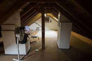 Charmante 4,5-Zimmer-DG-Wohnung mit großer Dachterrasse, Weitblick & Garage in Ulm – Weidachweg 81, 89081 Söflingen, Ulm – Vorschaubild 8
