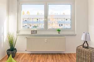 Für gemeinsame Kochabende - 3-Raum-Whg. mit EBK – Faleska-Meinig-Str. 154, 9122 Markersdorf, Chemnitz – Vorschaubild 2