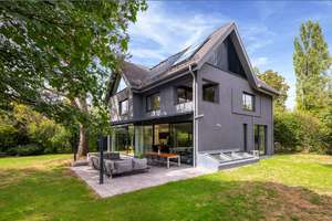 Möbliert: Designhaus mit weitläufigem Garten und viel Privatsphäre – 80997 Allach, München – Vorschaubild 28