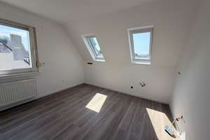 Provisionsfrei vom Eigentümer: Helle 3-Zimmerwohnung, Erstbezug nach Komplettrenovierung in WAT HÖN – Lindenstraße 12, 44869 Höntrop, Bochum – Vorschaubild 12