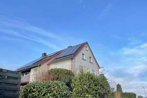 Zweifamilienhaus sucht neue Aufgabe - provisionsfrei - – Die vollständige Adresse der Immobilie erhältst du vom Anbieter., 61267 Neu-Anspach – Vorschaubild 2