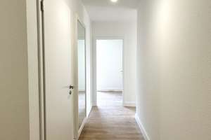 Modernes Wohnparadies: Neubau mit 6 Zimmern, 2 Bädern, EBK & einem Balkon! – George-Sullivan-Ring 97, 68309 Käfertal, Mannheim – Vorschaubild 4