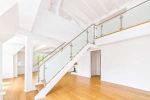 Wohnen über den Dächern – Exklusive Atelierwohnung mit Galerie und Kamin – Die vollständige Adresse der Immobilie erhältst du vom Anbieter., 44137 Dorstfelder Brücke, Dortmund – Vorschaubild 2