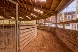 Reitanlage im Schwarzwald auf einem Erbpacht-Grundstück mit zwei Wohneinheiten! – Die vollständige Adresse der Immobilie erhältst du vom Anbieter., 75323 Bad Wildbad – Vorschaubild 4