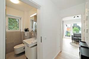Stylisch möbliertes  1-Zimmer-Apartment mit Südbalkon – Mitteisstraße 31, 80935 Lerchenau-Ost, München – Vorschaubild 8