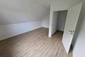 Neuwertiges Haus mit fünf Zimmern, EBK und Garten in Langenlonsheim – Bad Kreuznach (Kreis) – Vorschaubild 6