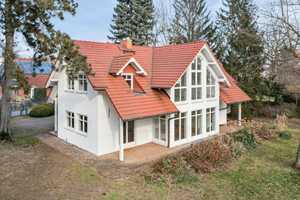 Exklusives Familienanwesen mit Gartenparadies in Königs Wusterhausen – Dahme-Spreewald (Kreis) – Vorschaubild 1
