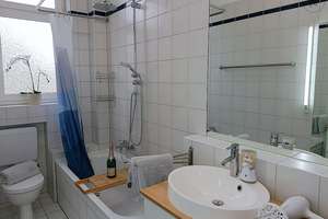 Schicke möblierte 2,5-Zimmer Wohnung mit Balkon in Wiesbaden Westend – Die vollständige Adresse der Immobilie erhältst du vom Anbieter., 65195 Nordost, Wiesbaden – Vorschaubild 4