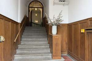 Altbauliebe pur – stilvolle 5-Zimmer-Wohnung mit Charakter – Die vollständige Adresse der Immobilie erhältst du vom Anbieter., 80636 Sankt Vinzenz, München – Vorschaubild 8