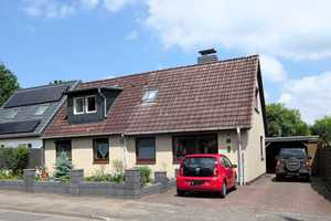 Herzlich Willkommen! Großzügiges Einfamilienhaus mit Anliegerwohnung! – Jahnstraße 3, 25451 Pinneberg (Kreis) – Vorschaubild 2