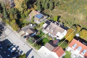Elegante Doppelhaushälfte mit praktischer Einliegerwohnung und Doppelgarage – Die vollständige Adresse der Immobilie erhältst du vom Anbieter., 85630 Grasbrunn – Vorschaubild 1