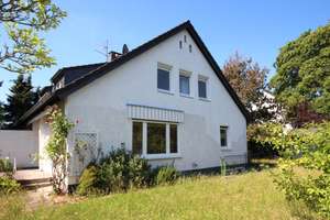 Familienfreundliche Doppelhaushälfte mit Wohlfühlfaktor, sonnigem Garten & Garage – 40489 Wittlaer, Düsseldorf – Vorschaubild 2