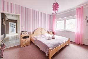 Top gepflegt und geräumig! Wohnhaus mit Einliegerwohnung in ruhiger Wohnlage!  – Die vollständige Adresse der Immobilie erhältst du vom Anbieter., 57642 Alpenrod – Vorschaubild 20