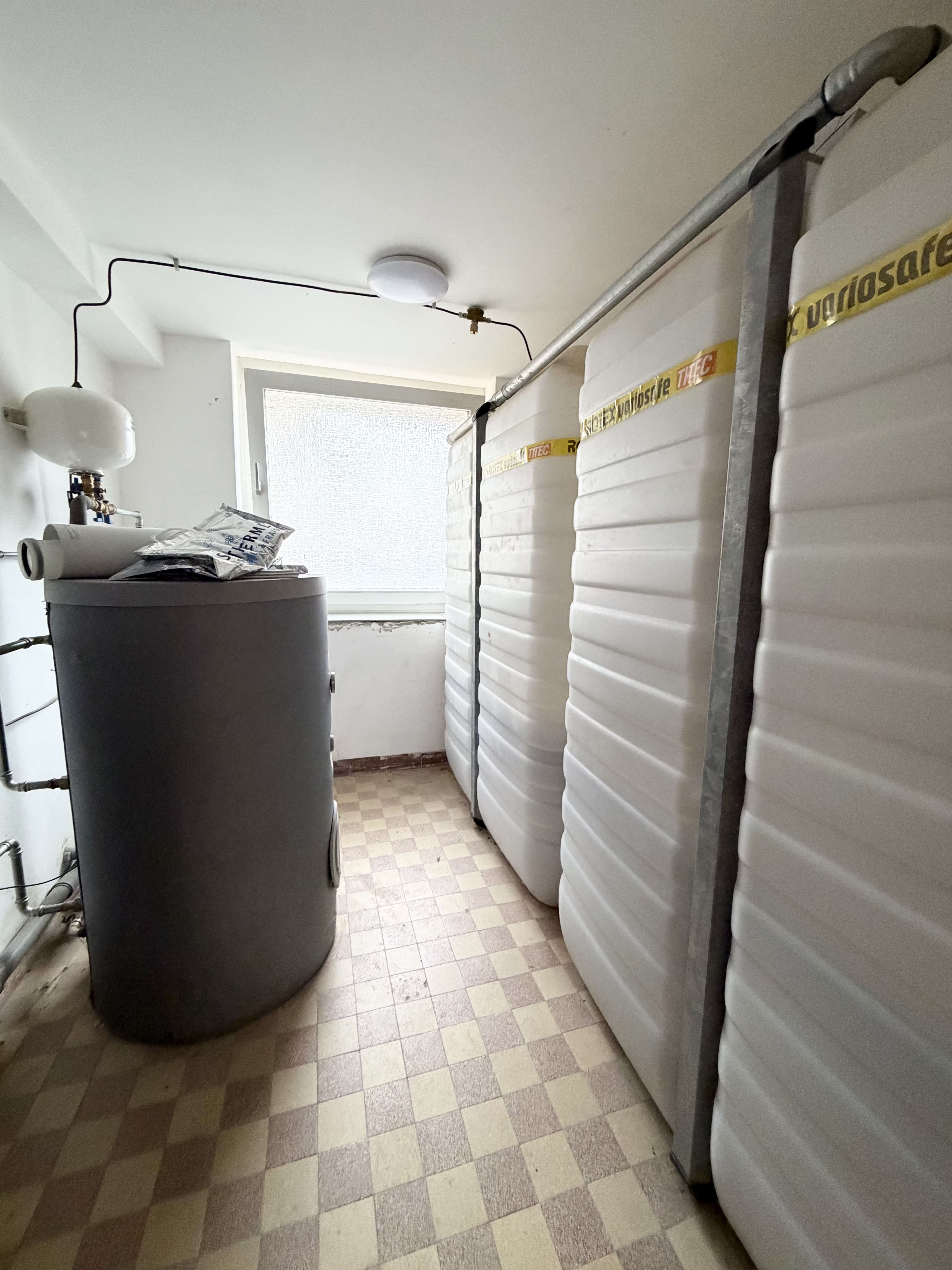 Immobilie in Coppenbrügge - Leerstehendes saniertes 3-Familienhaus + Gewerbeeinheit! Über 10% Rendite p. a. möglich - Bild 8