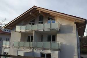Lichtdurchfluteter Lebensraum mit Weitblick: 3-Zimmer DG-ETW mit großzügigem Balkon in Frasdorf – Die vollständige Adresse der Immobilie erhältst du vom Anbieter., 83112 Frasdorf – Vorschaubild 8