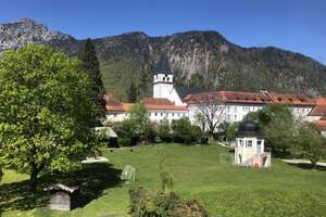 Rarität mit Traumblick in historischem Bürgerhaus in Bad Reichenhall – 83435 Bad Reichenhall – Vorschaubild 12