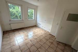 Schöne 2-Zimmer-Wohnung mit Tageslichtbad! – Hövelstraße 110, 45326 Altenessen-Süd, Essen – Vorschaubild 4