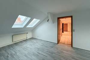 Dreiraumwohung im Dachgeschoss in Altstadtnähe/ Hanseviertel – Staufenbergallee 35, 99085 Johannesvorstadt, Erfurt – Vorschaubild 3