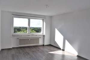 Helle 2-Zimmer Wohnung im 8. OG in München-Trudering – Die vollständige Adresse der Immobilie erhältst du vom Anbieter., 81827 Waldtrudering, München – Vorschaubild 3