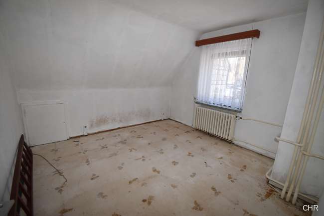 Immobilie in Ellrich - Freistehendes Einfamilienhaus mitten in den Harzer Bergen mit wunderschönem großen Grundstück - Bild 1