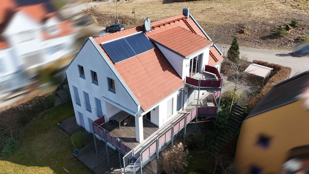 Immobilie in Scheyern - Beste Wohnlage - hochwertiges  EFH mit ELW - traumhafter Ausblick - Bild 1