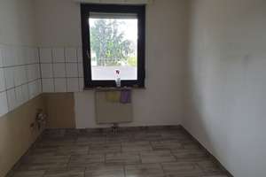PROVISIONSFREI !  Schöne bezugsfreie 3-Zi-Wohnung mit Loggia und Tiefgaragenstellplatz – Die vollständige Adresse der Immobilie erhältst du vom Anbieter., 53840 Troisdorf – Vorschaubild 5