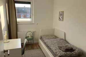 Kft. Reihenmittelhaus mit 5 Zimmern frisch modernisiert und ohne Käuferprovision ! – Pommernring 111, 23569 Kücknitz, Lübeck – Vorschaubild 24