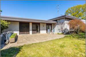 Exklusives EFH! Ein Raumwunder als doppelter Bungalow plus TG! – Die vollständige Adresse der Immobilie erhältst du vom Anbieter., 77855 Achern – Vorschaubild 3