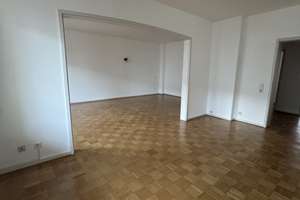 Tolle 3- Zimmer- Wohnung in Pempelfort! – Die vollständige Adresse der Immobilie erhältst du vom Anbieter., 40479 Pempelfort, Düsseldorf – Vorschaubild 2
