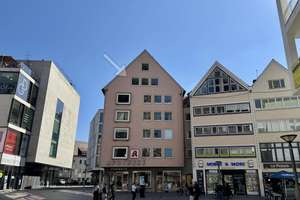Großzügige Dachgeschosswohnung WG-geeignet - Zentral in Ulm