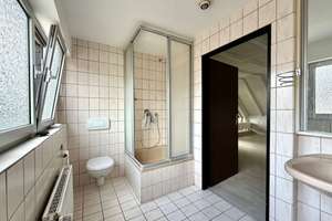 Hell & Großzügig: Maisonette-Wohnung mit viel Platz für Gestaltungsmöglichkeiten! – Die vollständige Adresse der Immobilie erhältst du vom Anbieter., 51143 Zündorf, Köln – Vorschaubild 13