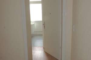 ***SG-WALD***  RESTAURIERTE 2-ZIMMER EIGENTUMSWOHNUNG IM ERDGESCHOSS EINES GEPFLEGTEN  5-FAM.-HAUS – Wittkuller Straße 146, 42719 Wald, Solingen – Vorschaubild 9