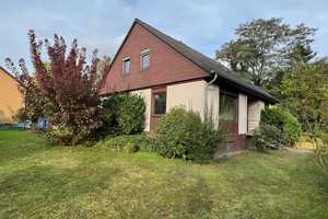 Großes EFH in Mariensee mit günstiger Erbpacht! *SANIERT und BEZUGSFERTIG* – Försterkamp 2, 31535 Hannover (Kreis) – Vorschaubild 1