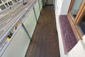 Mitte erleben: 2,5-Zimmer-Wohnung mit Balkon – Chausseestraße 92, 10115 Mitte (Ortsteil), Berlin – Vorschaubild 3