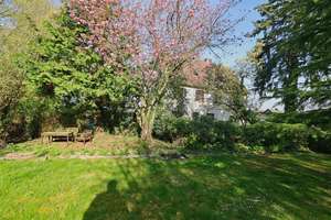 Gepflegtes Einfamilienhaus mit Balkon und großem Garten in ruhiger Lage von Koblenz-Arenberg – Die vollständige Adresse der Immobilie erhältst du vom Anbieter., 56077 Arenberg, Koblenz – Vorschaubild 11