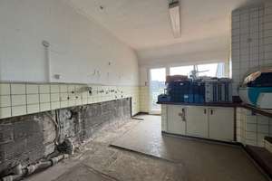 Potentialreiches Mehrfamilienhaus mit großem Grundstück, Garagenhof – Die vollständige Adresse der Immobilie erhältst du vom Anbieter., 45149 Haarzopf, Essen – Vorschaubild 18