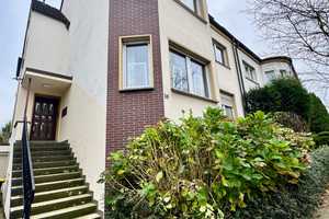 Charmantes Mehrfamilienhaus in ansprechender & gesuchter Lage in Essen – Essen – Vorschaubild 2
