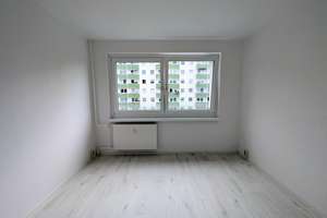 Komfortable 3-Raum-Wohnung mit Badewanne – Paul-Bertz-Straße 55, 9120 Helbersdorf, Chemnitz – Vorschaubild 2