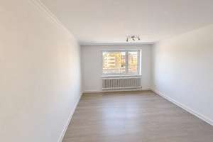 Helle 3-Zimmer-Wohnung – Holtenauer Straße / Arkaden / Brunswik, 3. OG, EBK, Tageslichtbad, Garten – Die vollständige Adresse der Immobilie erhältst du vom Anbieter., 24105 Brunswik, Kiel – Vorschaubild 6