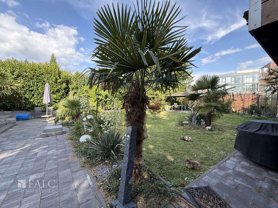 QKivVnuW7twocAxt1KigtL2N-big I