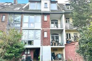 Saniertes Dreifamilienhaus in zentraler Wohnlage