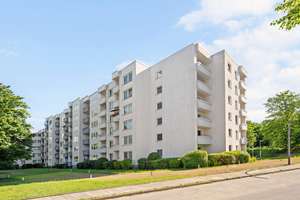 Ihr Rohdiamant im Grünen – Die vollständige Adresse der Immobilie erhältst du vom Anbieter., 22339 Hummelsbüttel, Hamburg – Vorschaubild 2