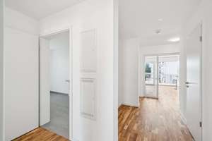 Neuwertig. Großzügig. Barrierefrei: Stilvolle 4,5-Zimmer-Wohnung mit Balkon & 2 TG-Stellplätzen – Die vollständige Adresse der Immobilie erhältst du vom Anbieter., 93333 Neustadt an der Donau – Vorschaubild 11