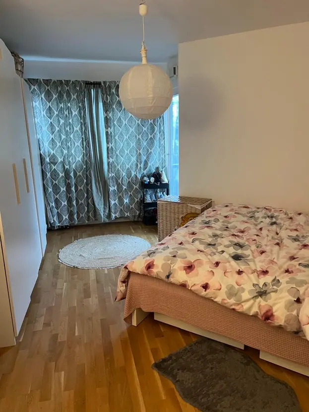 Lebendiges Berlin: 3-Zimmer-Wohnung am Hallesches Ufer