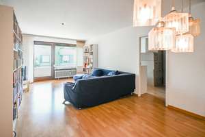AIGNER - Ruhig gelegene 2-Zimmer-Wohnung mit großer Ostloggia in Ramersdorf