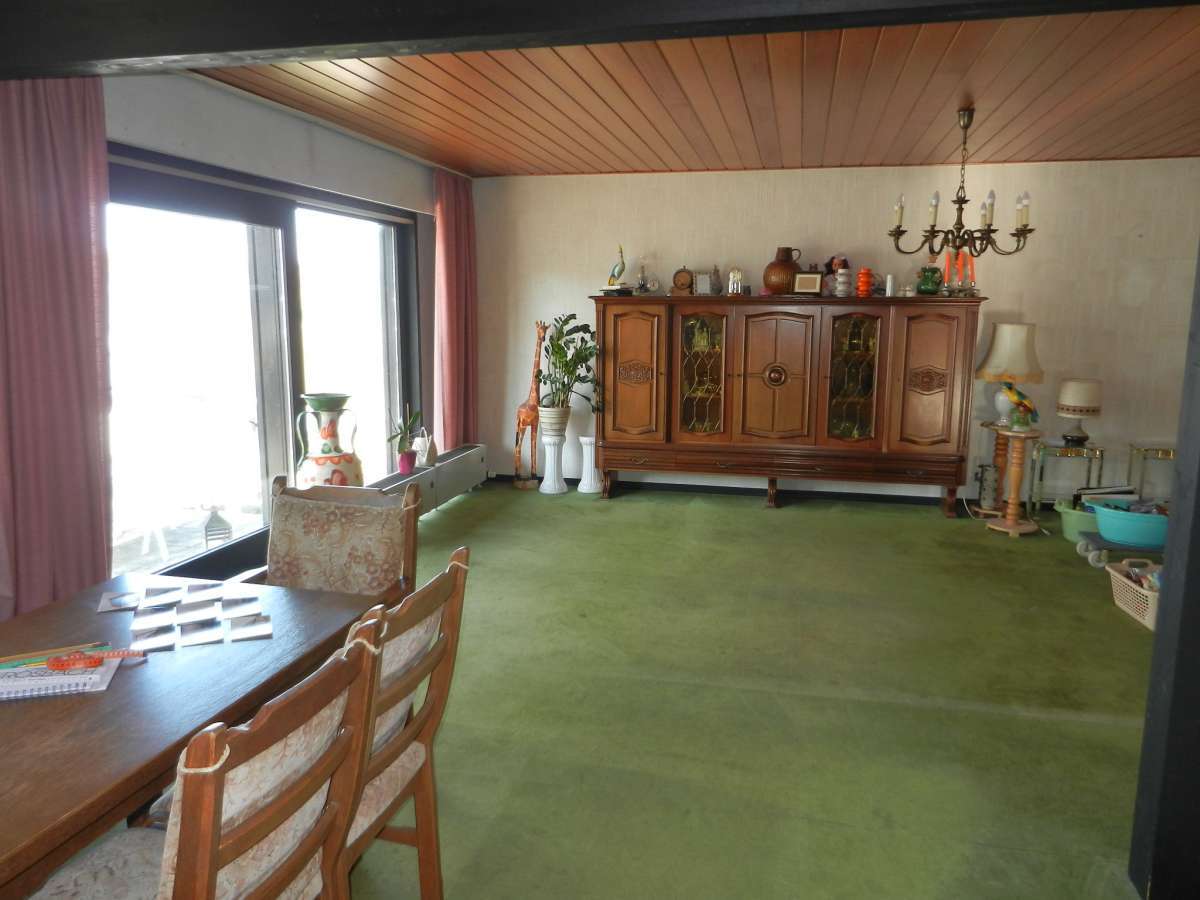 Immobilie in Hahnstätten - Herrliche Lage und Ausblick - Großes Einfamilienhaus in bevorzugter Ortsrandlage - Bild 5